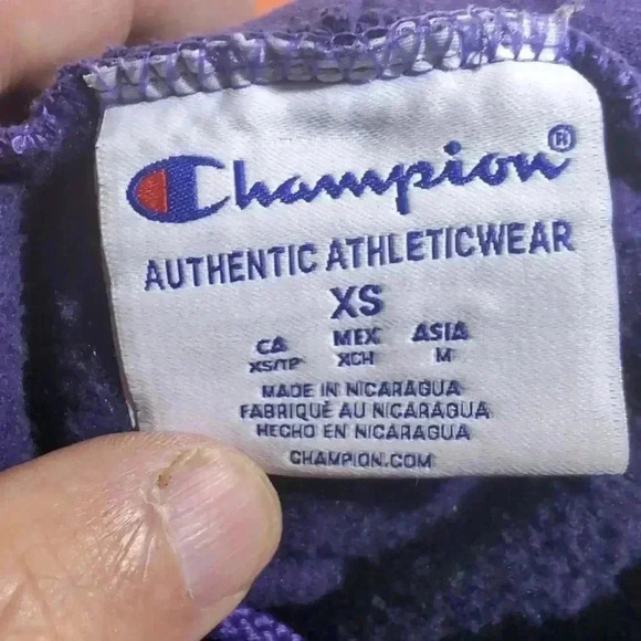 Washington Huskies Volleyball Purple Champion Hoodie sz XS - Picture 4 of 6